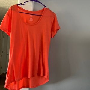 Short sleeved ladies tee